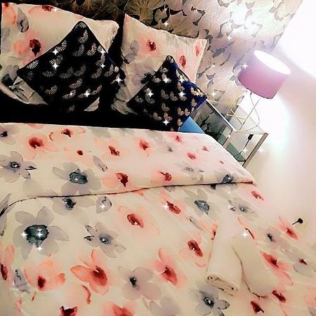 شقة Cosy Sm بْوا كولومْبْ المظهر الخارجي الصورة